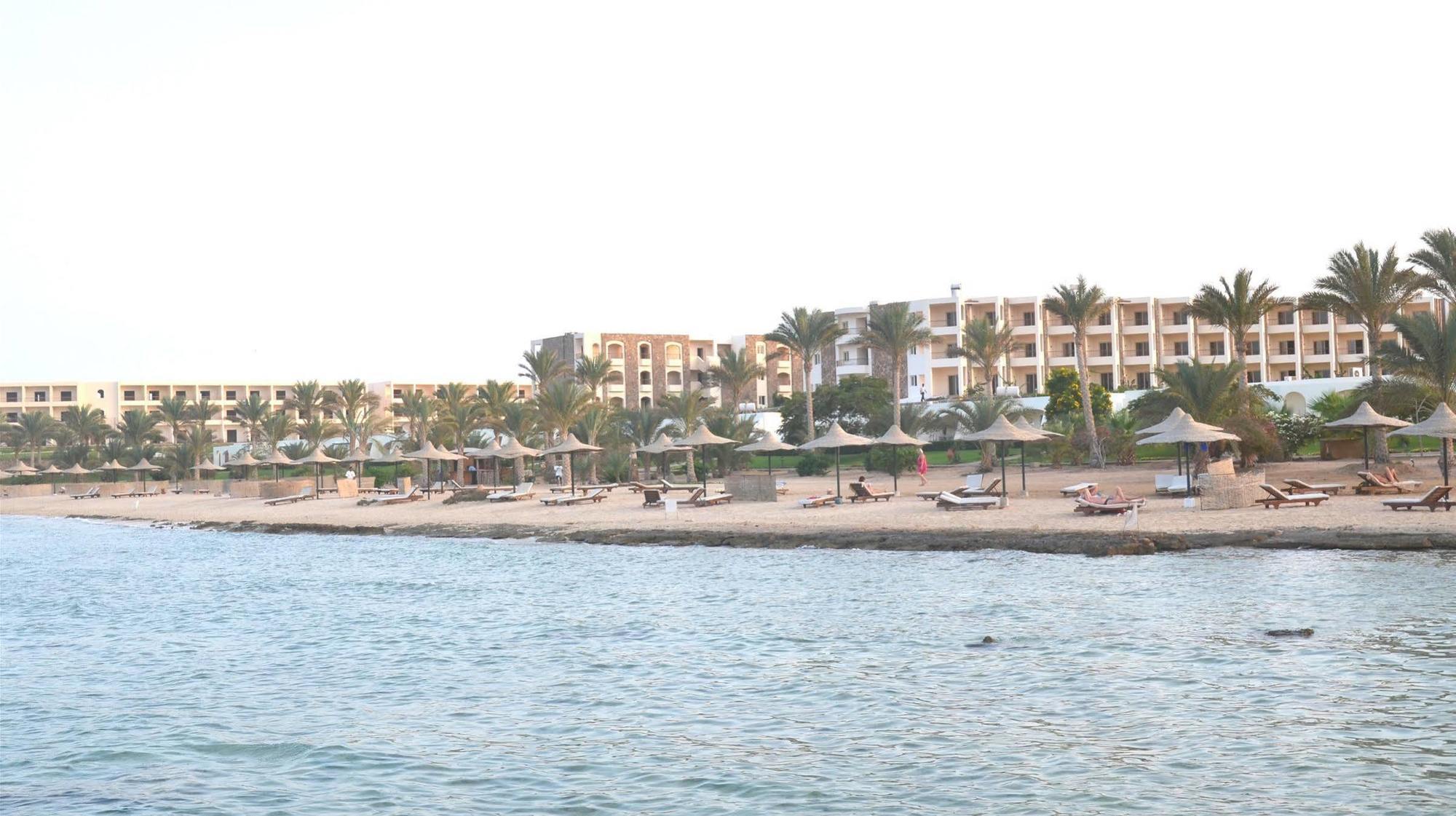 Royal Brayka Beach Resort อาบูดาบับ ภายนอก รูปภาพ