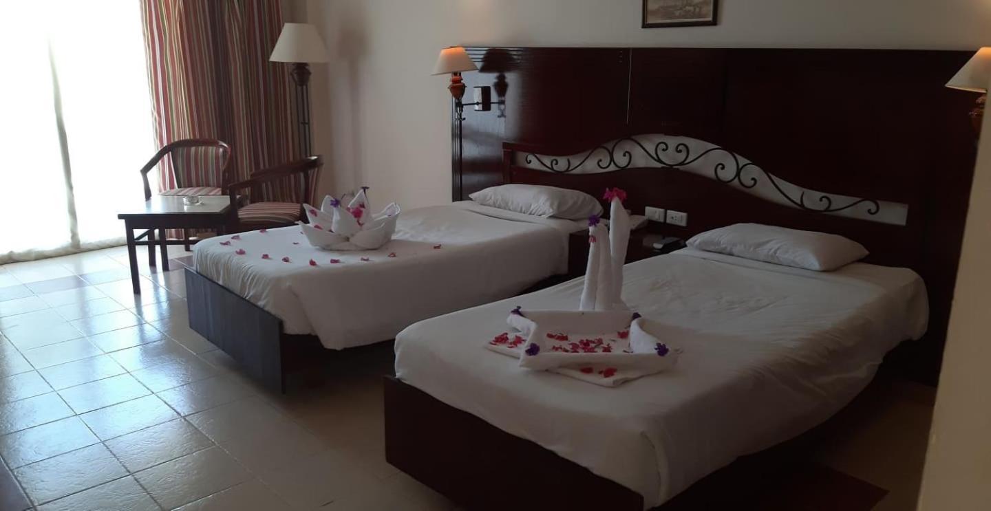 Royal Brayka Beach Resort อาบูดาบับ ภายนอก รูปภาพ