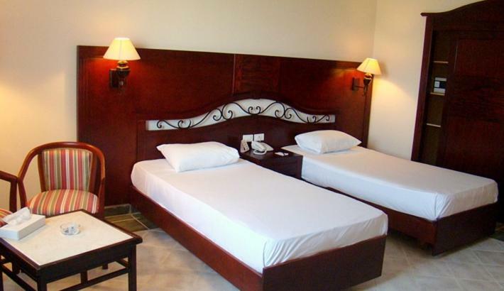 Royal Brayka Beach Resort อาบูดาบับ ภายนอก รูปภาพ